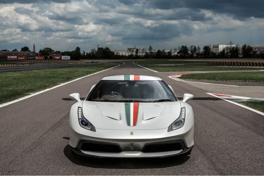  Ferrari 458 MM Speciale 2016 года  (фото 2 из 4)